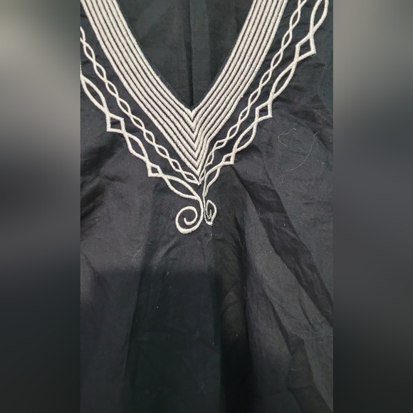 Nwot embroidered tunic size L/Xl - Picture 5 of 9